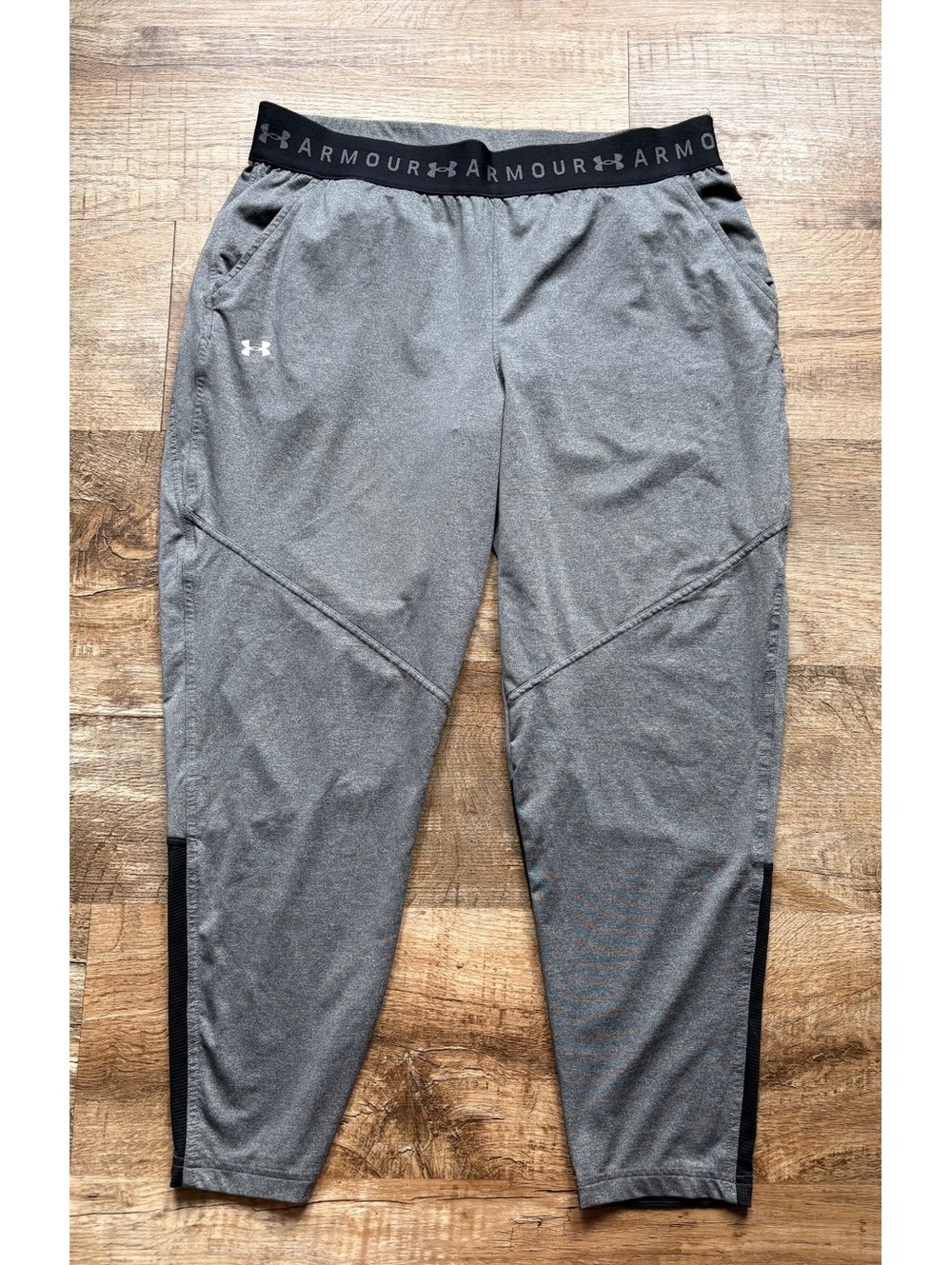 Under Armour Men's Gray Athletic Jogger Pants Size Large